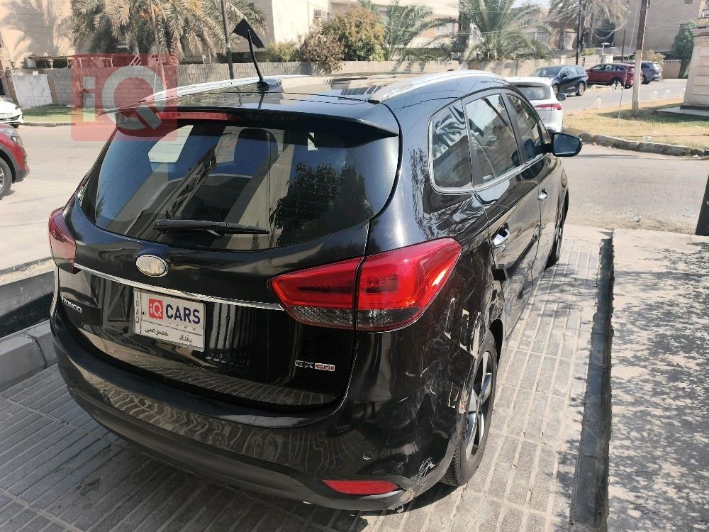 Kia Carens